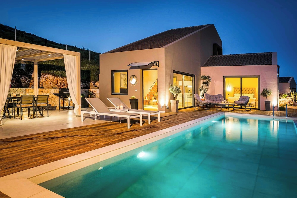 Villa Iliotropos