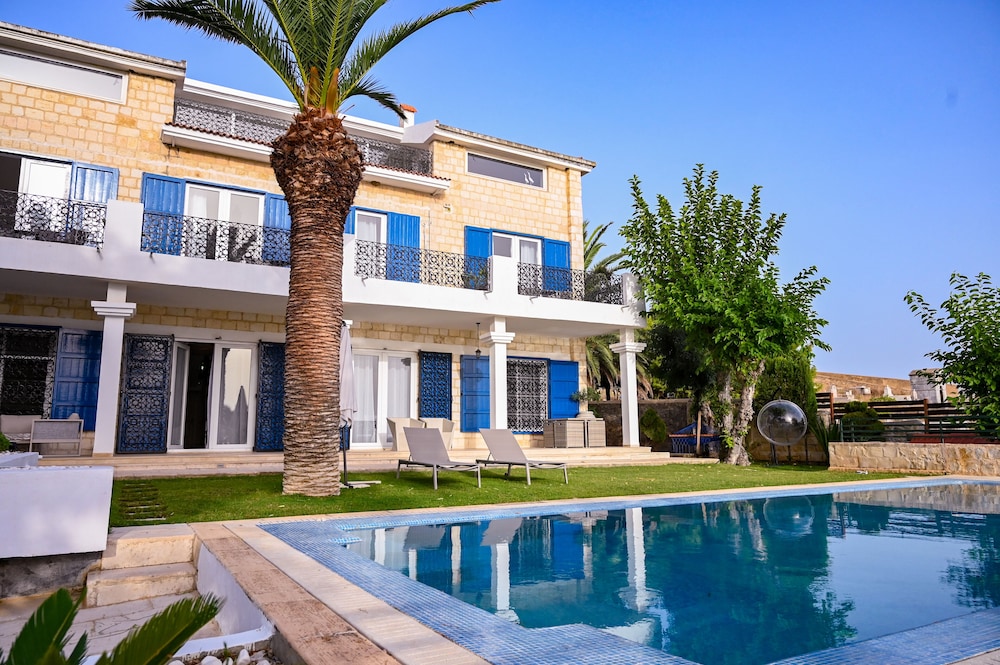 Tabarka Vacations - Dar Daniella - Small Design Luxury Hotel - Property Image 7