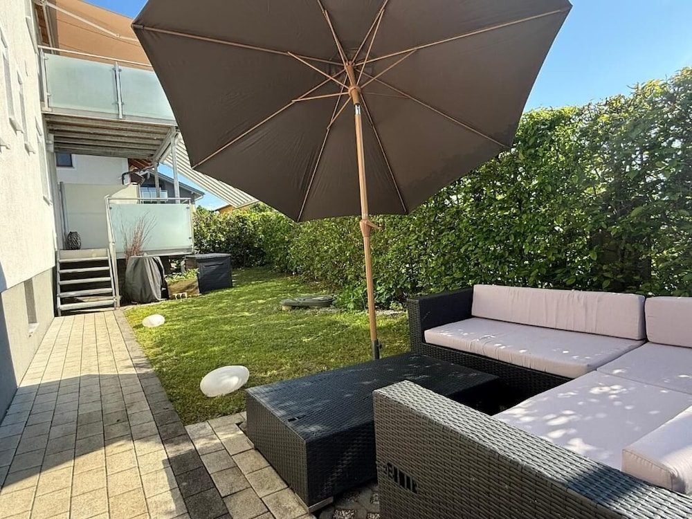Cozy Apartment Salzburg, 50 m2, With Garden, Terrace, own Entrance, Free Parking
