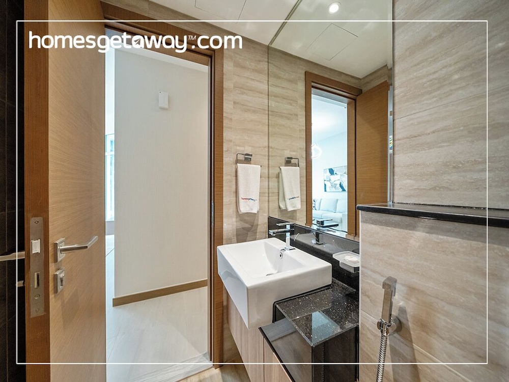 Stylish 2BR Fully Furnished Unit at Business Bay