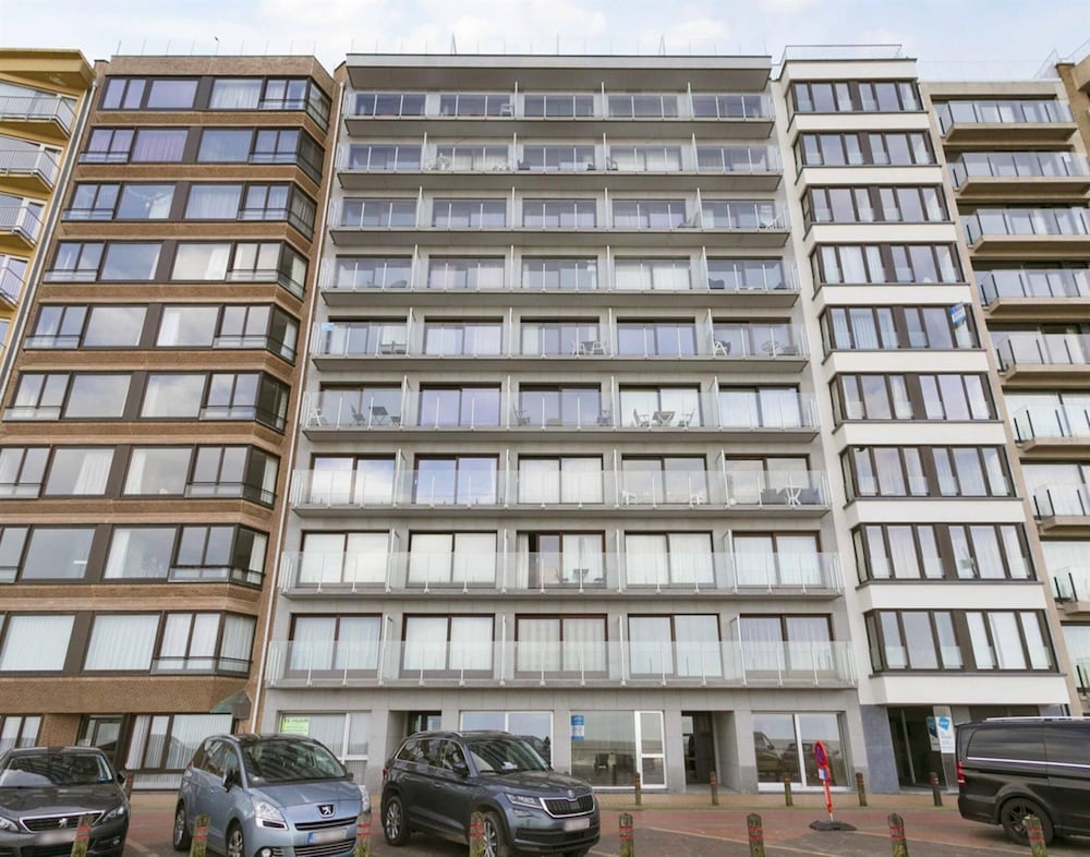 Flat in Blankenberge Near Belgium Pier