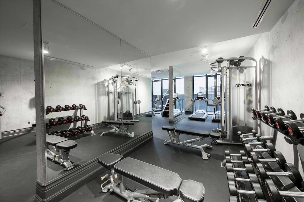 Queen St West Designer Executive Suites - Image 5