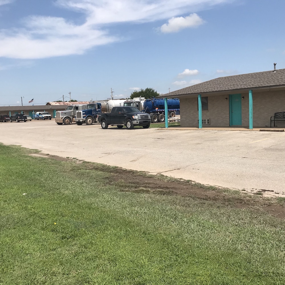 Trend Motel and RV Park