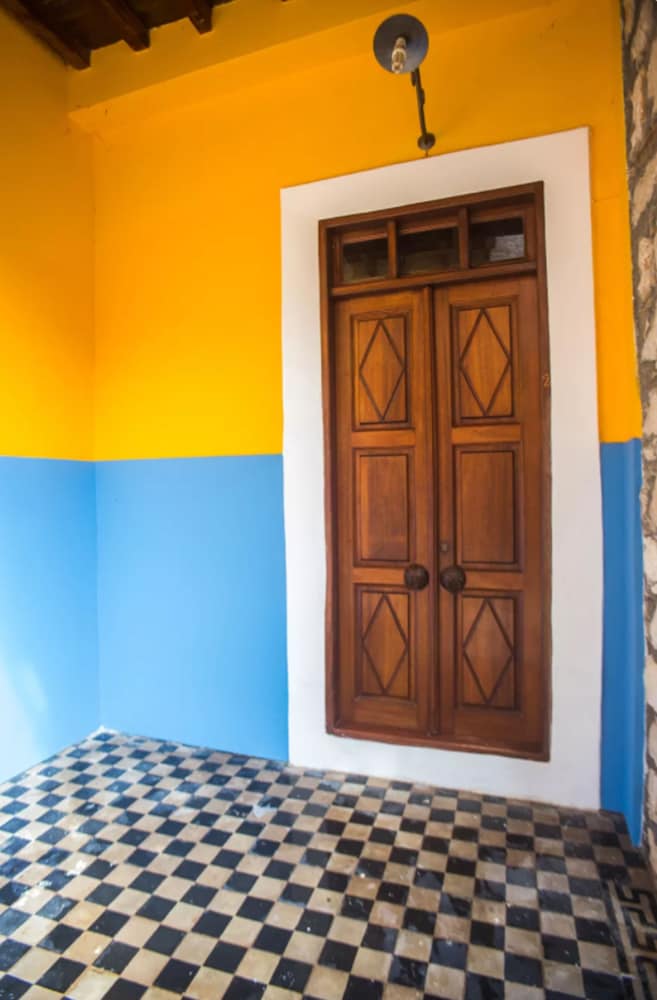 Karnayo Traditional Houses