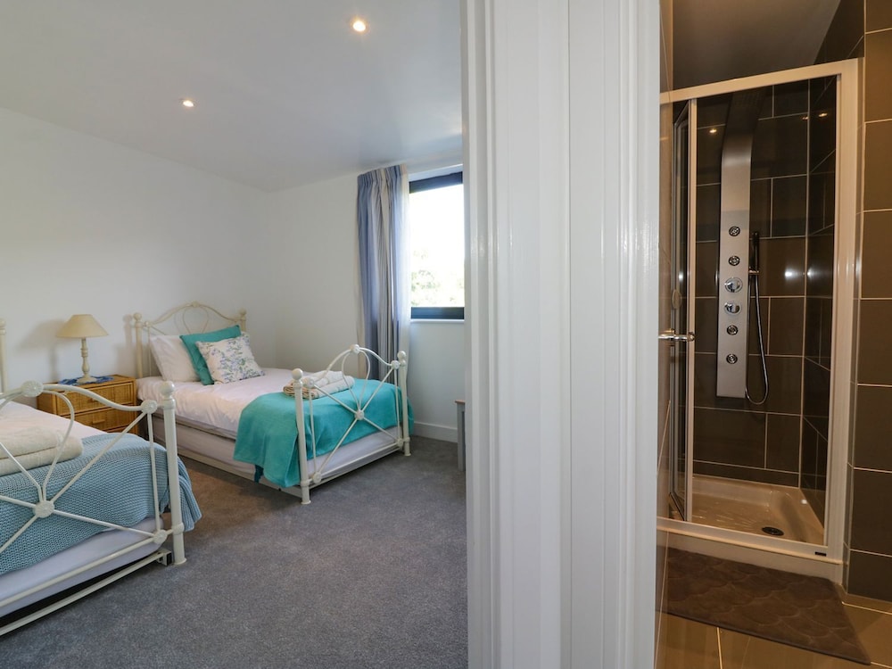 Harbour Heights view 5
