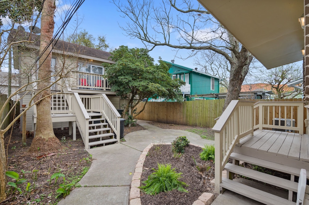 Bungalow On Ave O 1 Bedroom Home