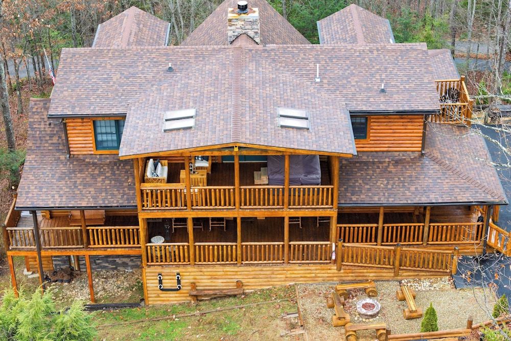 American Dream by Avantstay Deck w/ Views Theater, Game Room, Community Pool