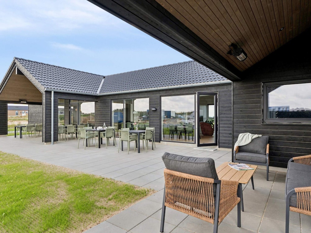 5 Star Holiday Home in Lokken