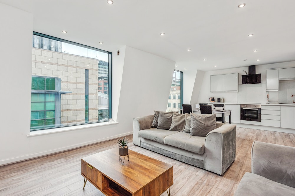 Central Liverpool Retreat