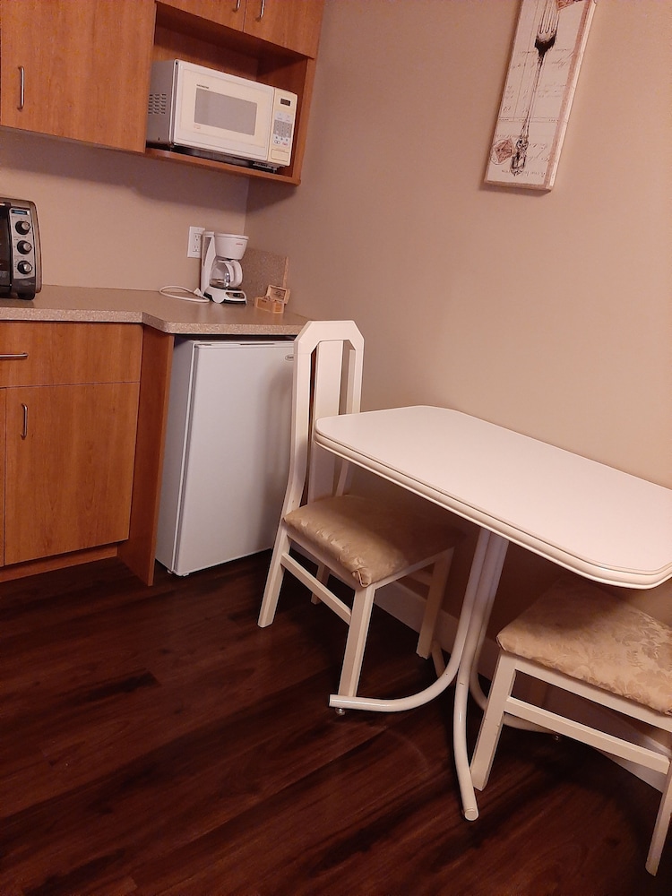 Trois-rivieres Vacations - Auberge Motel La Reference - Property Image 2