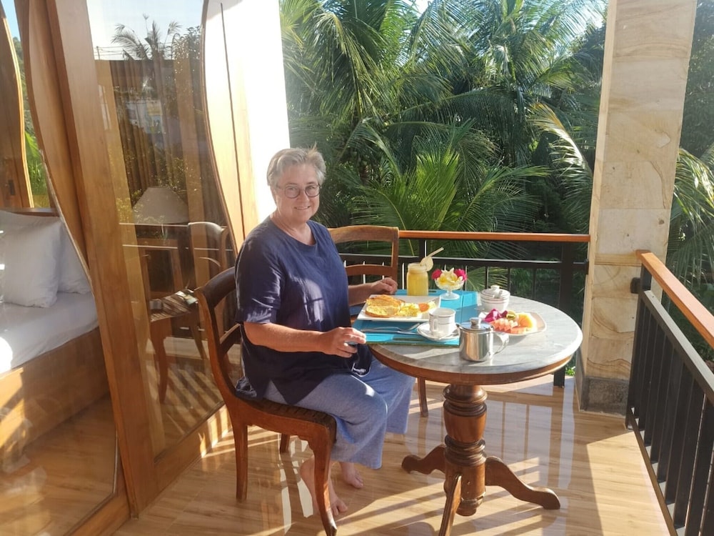 Room in Villa - The Champuhan Villa - Honeymoon Villa With Rice Field View view 4