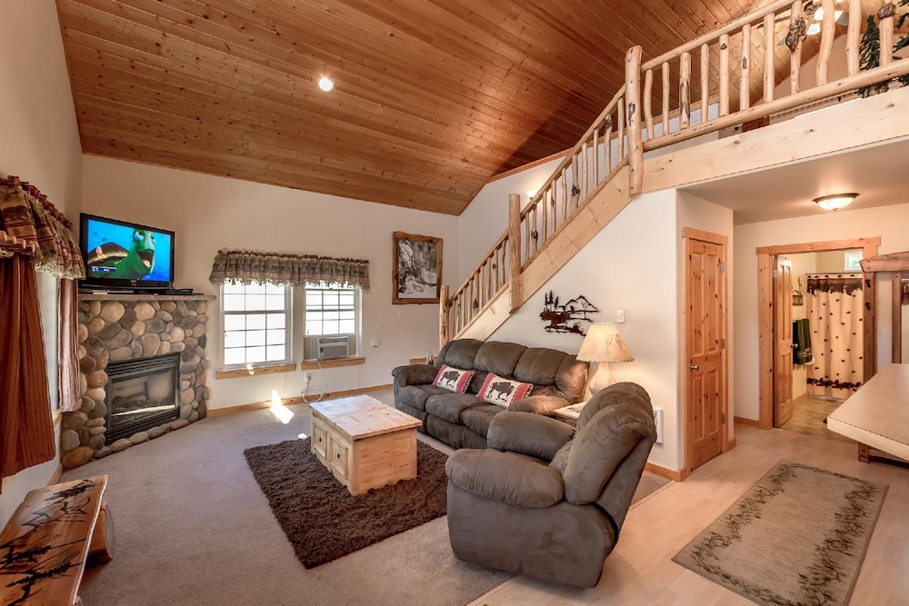Wintergreen Retreat