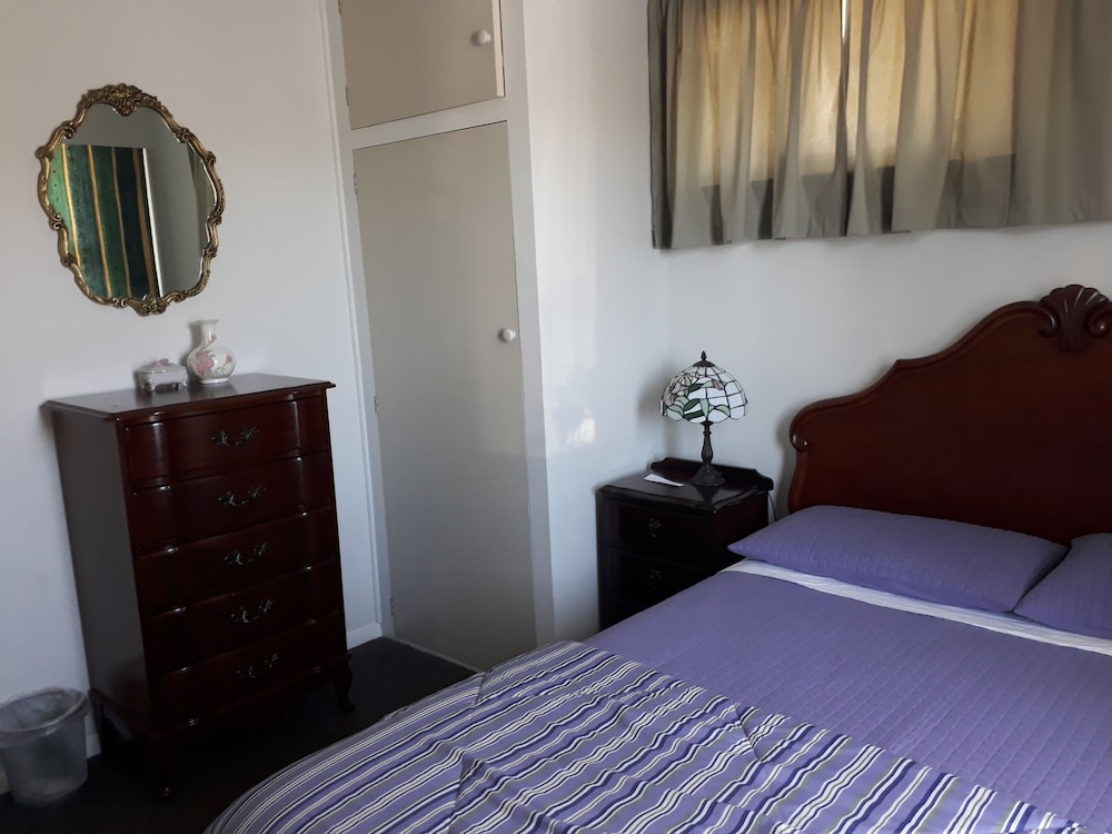 Airport Silver Fern Accommodation
