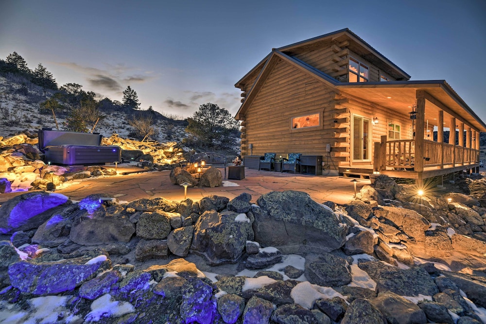 Rio Grande National Forest Cabin: Views & Hot Tub