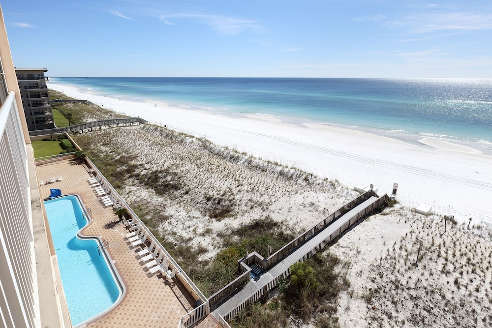 Islander 7010 by Brooks and Shorey Resorts