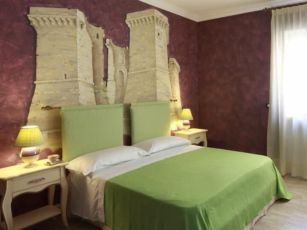 Hestasja bedroom