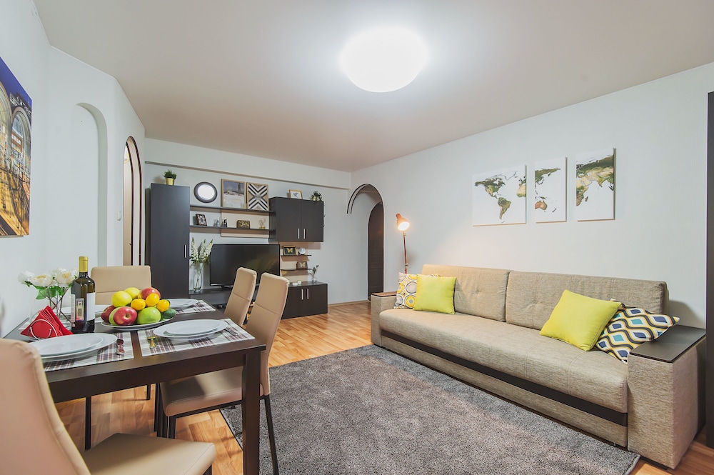 GM Apartment Nikolaeva 1