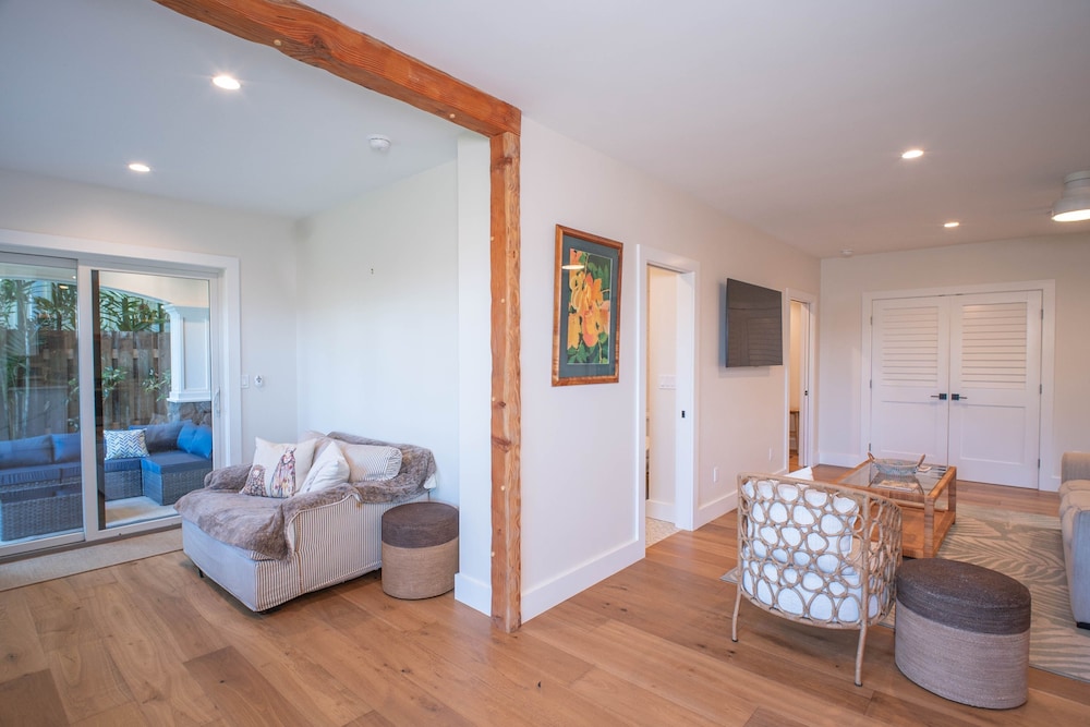 The Emerald House Ii 1 Bedroom Apts