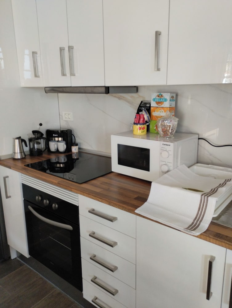 La Casita Fataga Sleeps 4 With Garden