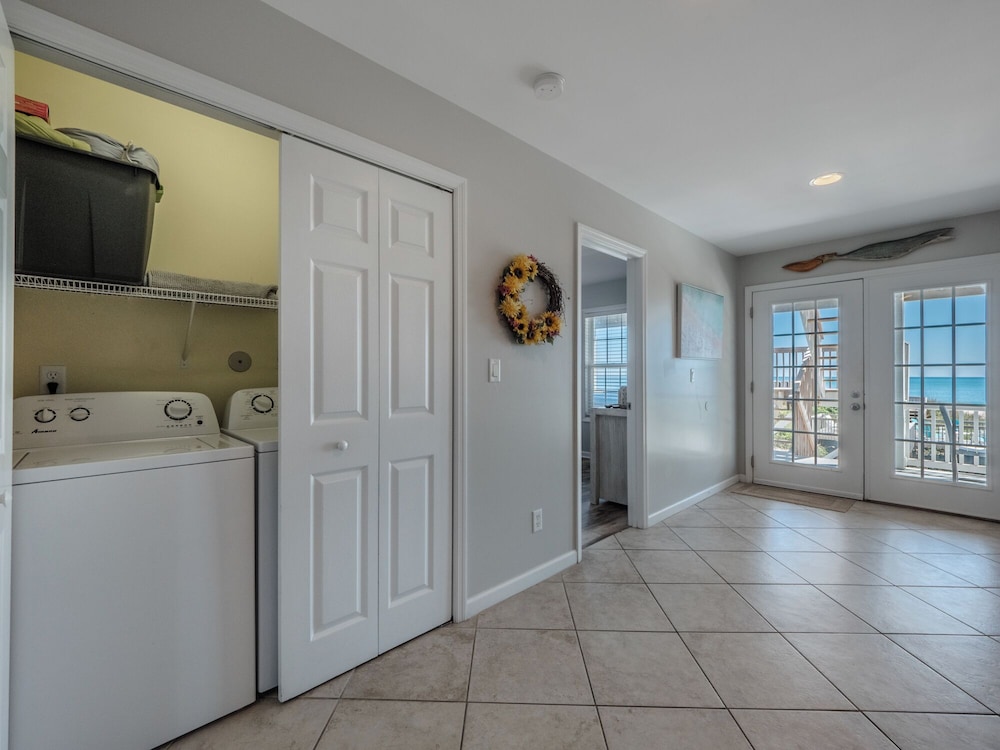 Shore Therapy by Topsail Realty