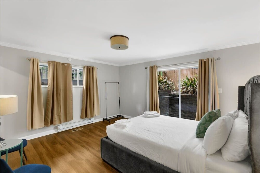 Observatory Drive Terrace House