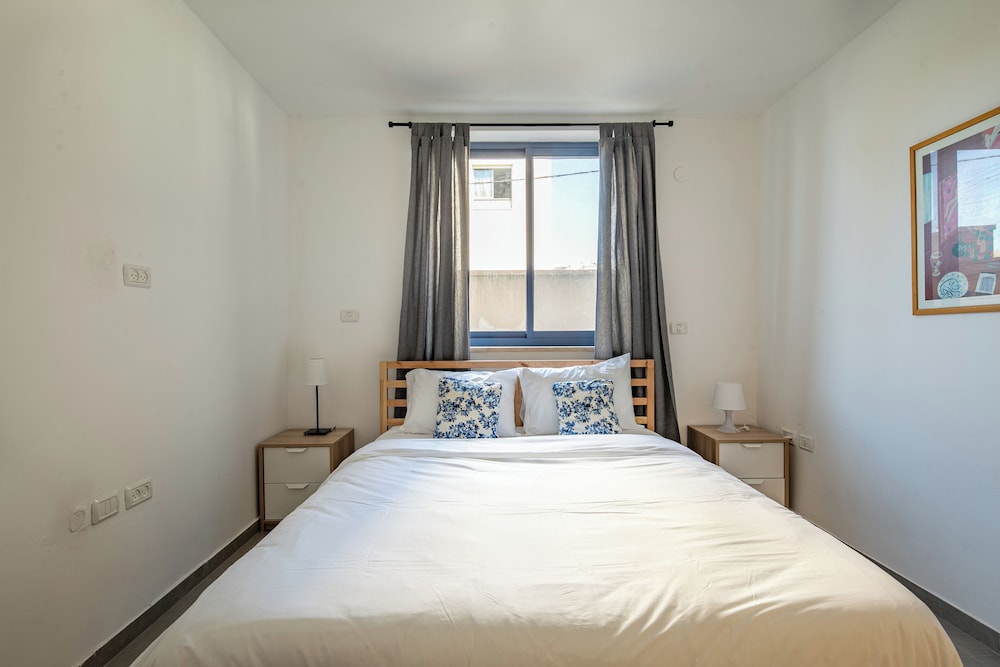 PORT CITY HAIFA - BAT GALIM LUXURY view 3