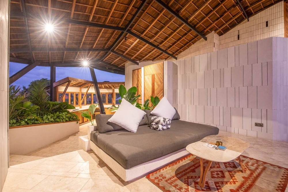 Penthouse 2 Gorgeous 2-br Penthouse Vi Gorgeous 2-br Penthouse With Views Beach 800m