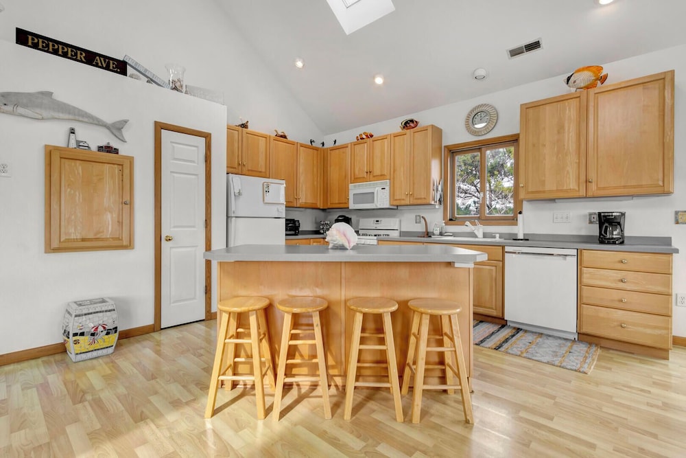 Pepper Avenue 23