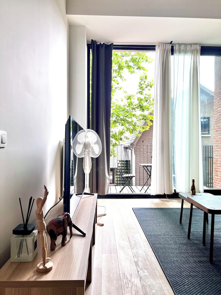 Spacious Loft Instant Favourite Up to 4