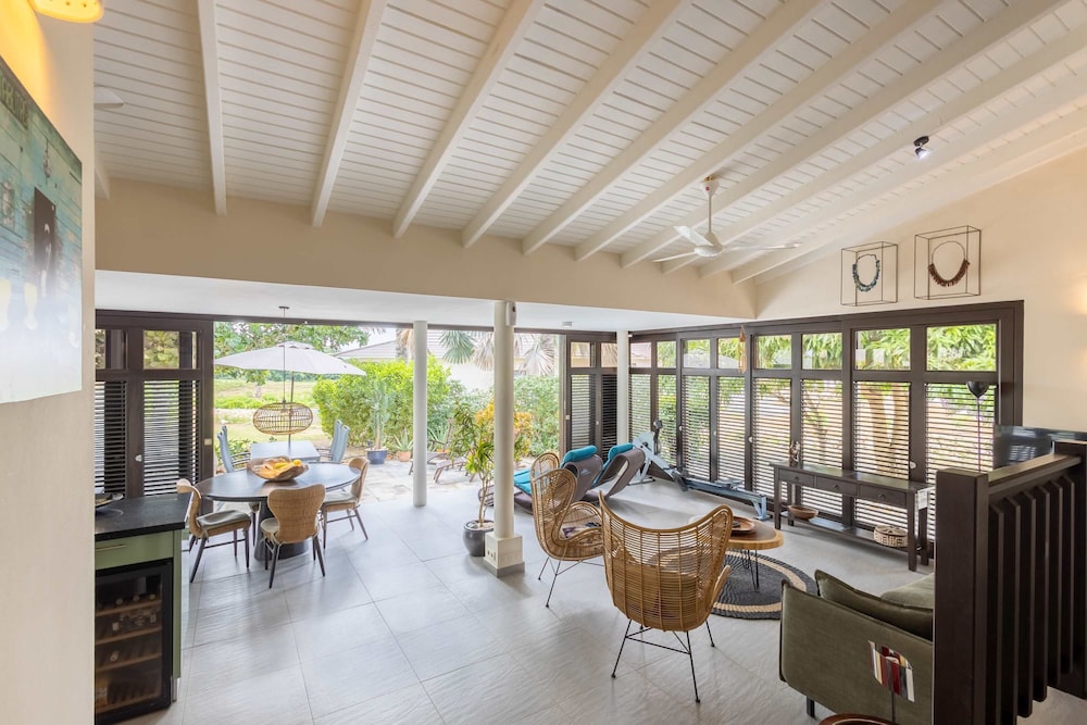 Indigo Garden at Blue Bay Golf Beach Resort