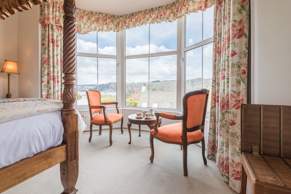 Blenheim Lodge