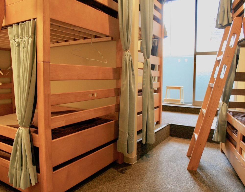 Osaka Guesthouse HIVE - Hostel