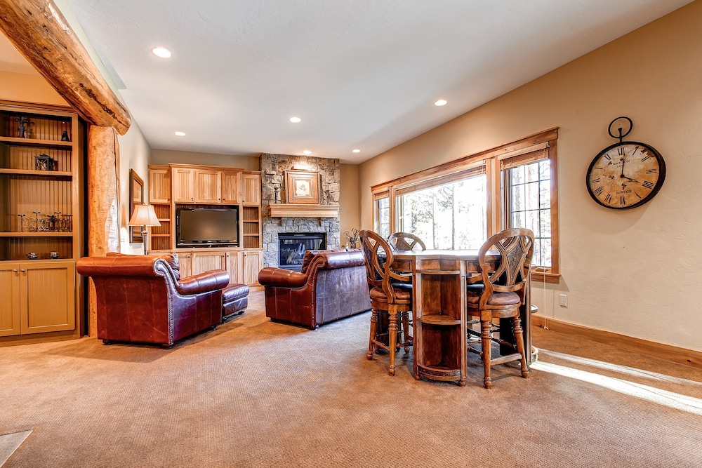 Christie Heights Retreat