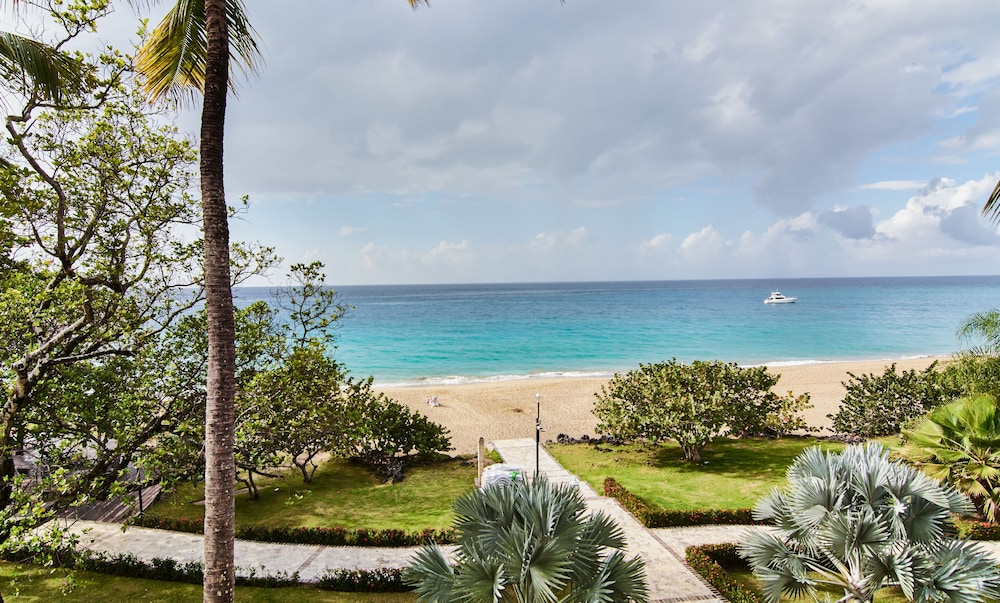 Luxury Penthouse Hispaniola Beach