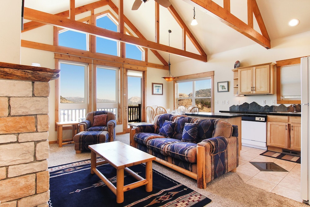 Estes Park Vacation Lodging