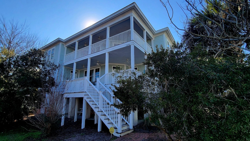 6 Waterside Walk by Tybee Vacation Rentals