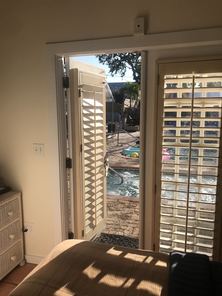 New Orleans House - Gay Men Adult Resort