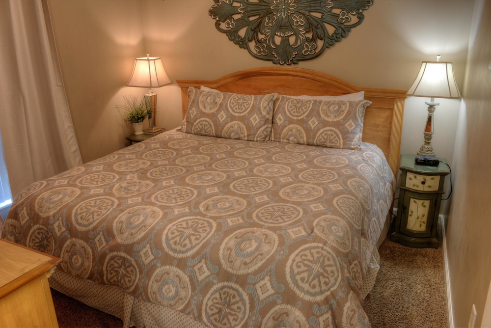 Whispering Pines 321 view 5