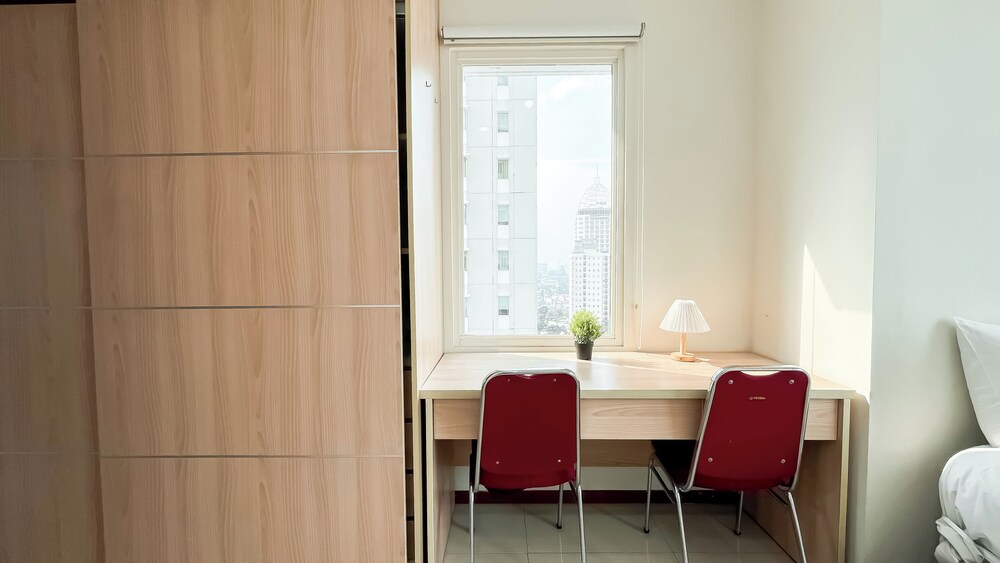 Nice And Cozy 3Br Apartment At Thamrin Residence