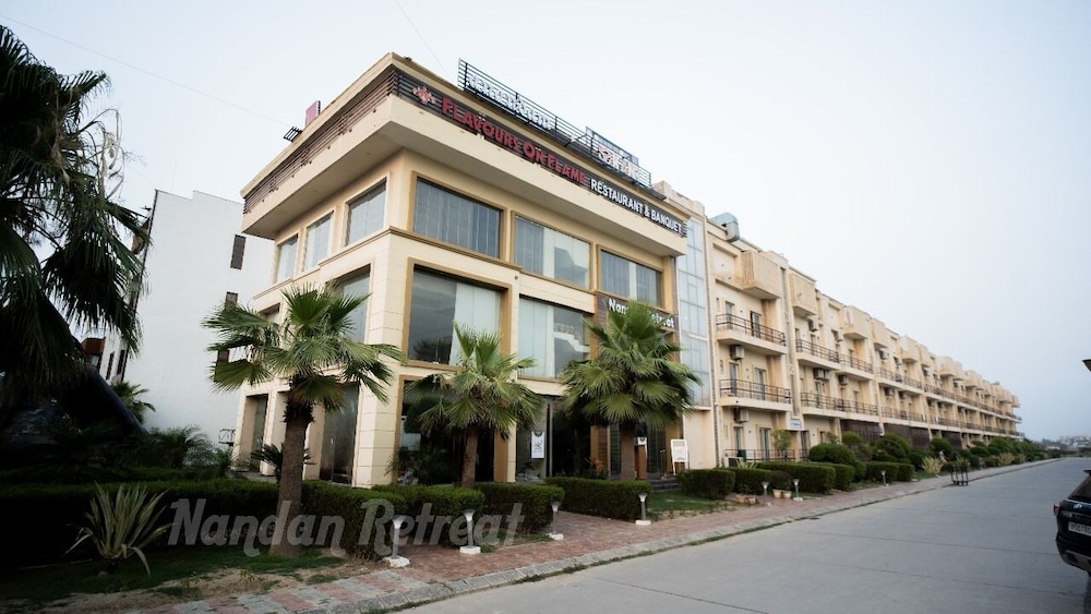 Nandan Retreat