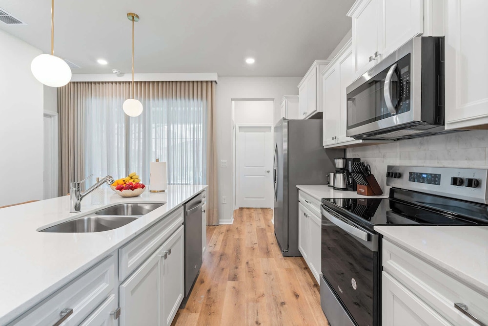 Epic Family Villa Pool Theater Themed Bedrooms