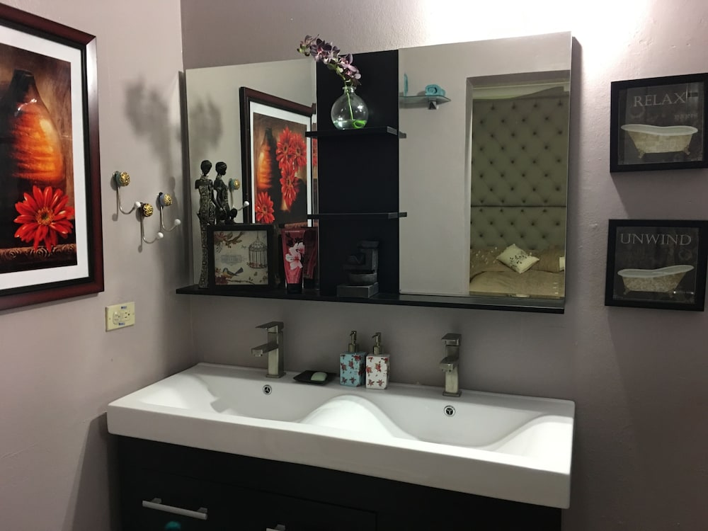 Abacus Jamaica the Zana Suite