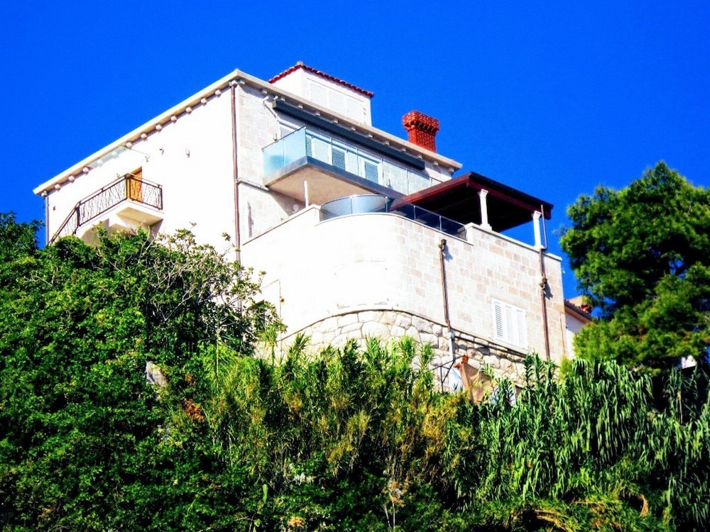 Apartment Azure