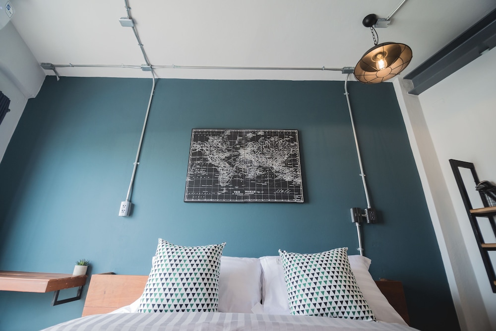 Chernchan Hostel