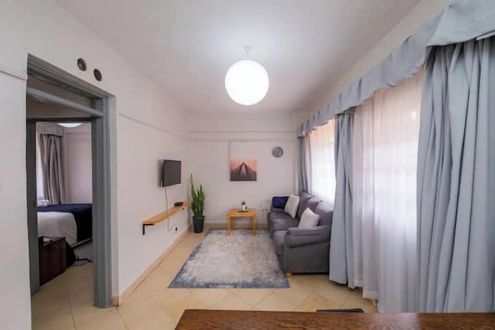 Lux Suites Bida Furnished Apartments