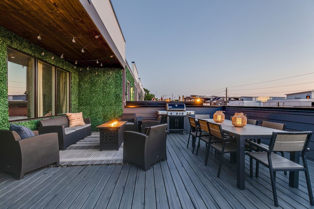Downtown Dolly - Heart of Gulch - Rooftop Hot Tub