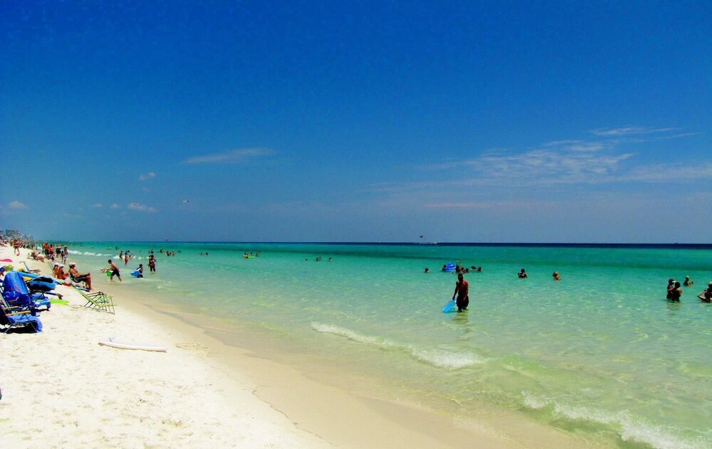 Majestic Sun Condos by Crystal Waters