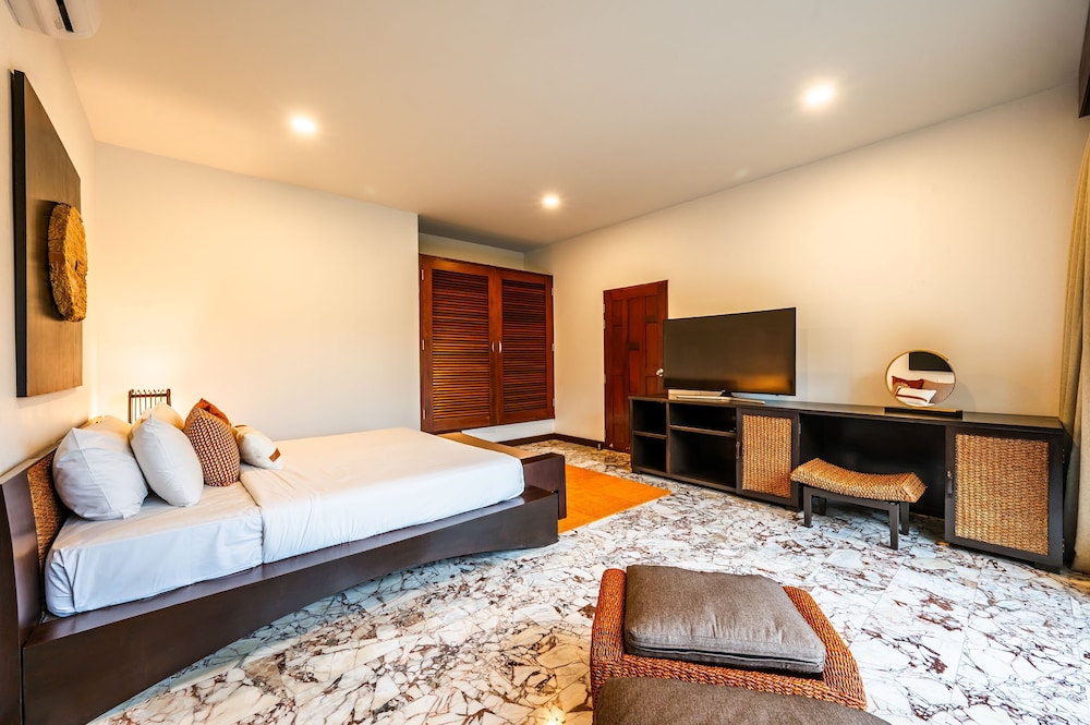 Kinnaree Grand Villa view 5