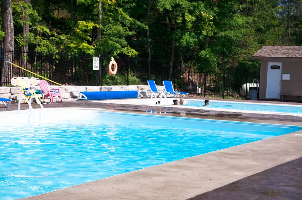 Great Blue Resorts - Lantern Bay Resort view 2