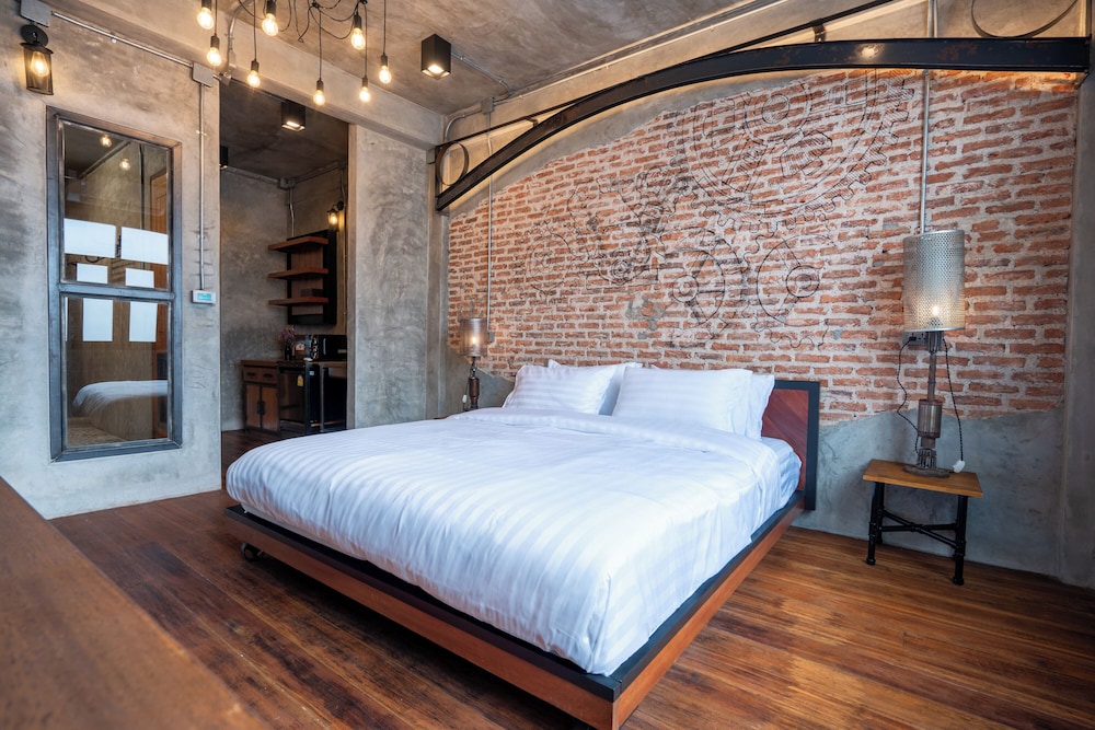 House of Machine Boutique Hotel